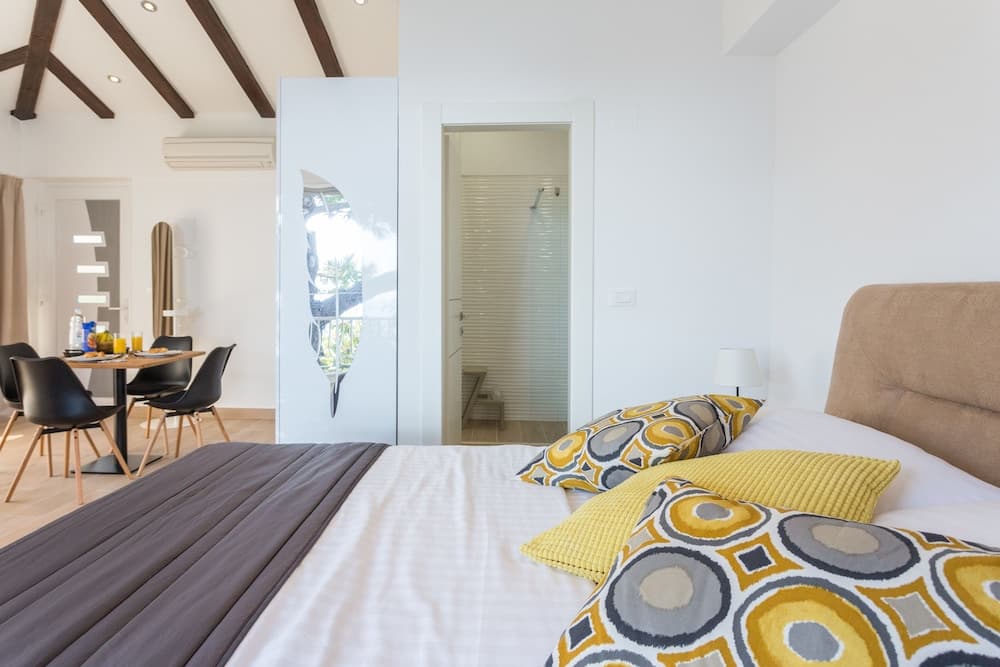 Apartments Banje Beach