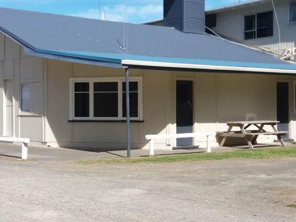 Mahia Beach Motel and Holiday Park