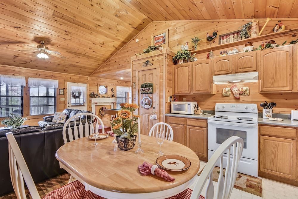 Inspiration Point 1 Bedroom 1 Bathroom Cabin