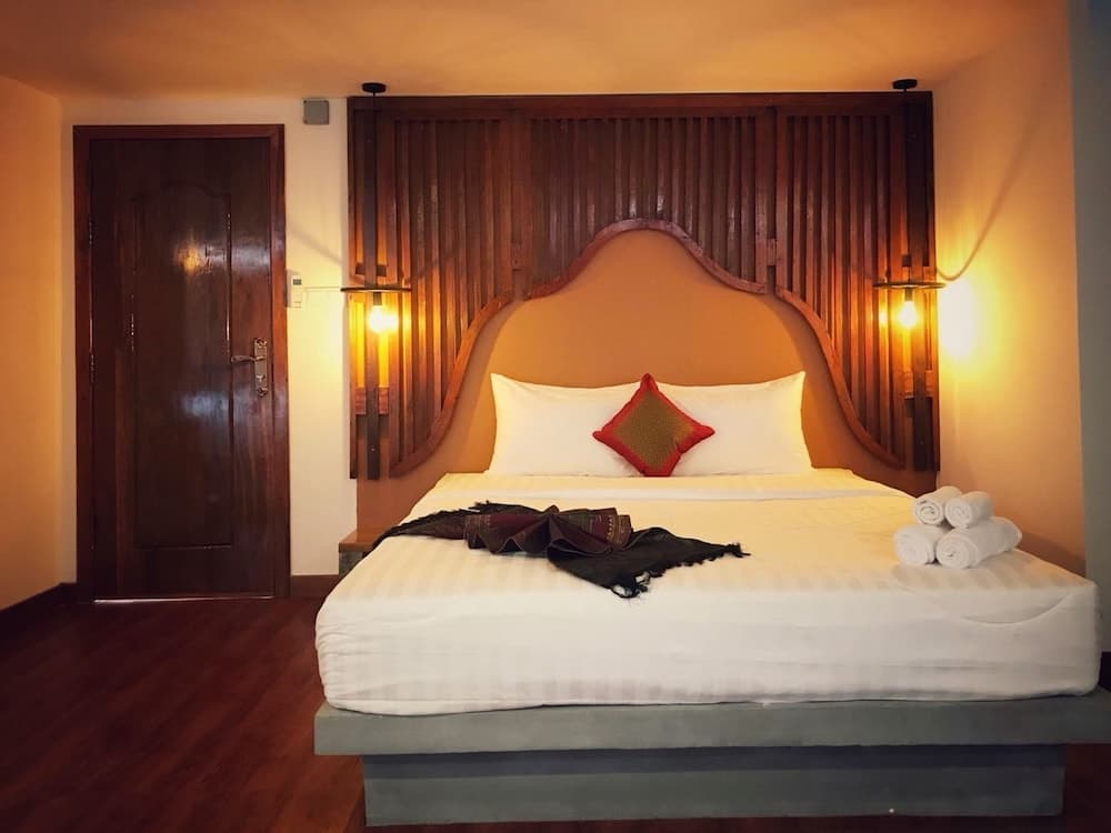 Vimean Riverside Boutique