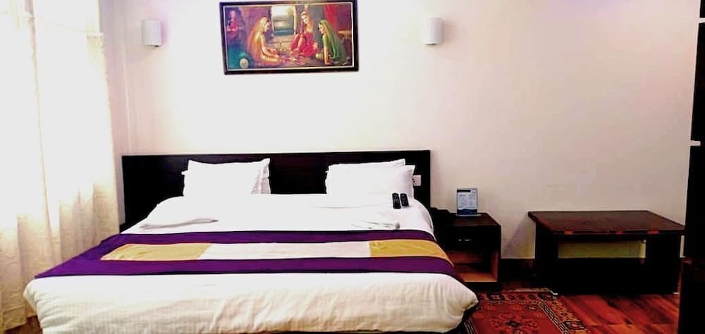 Golden Star Continental & Spa