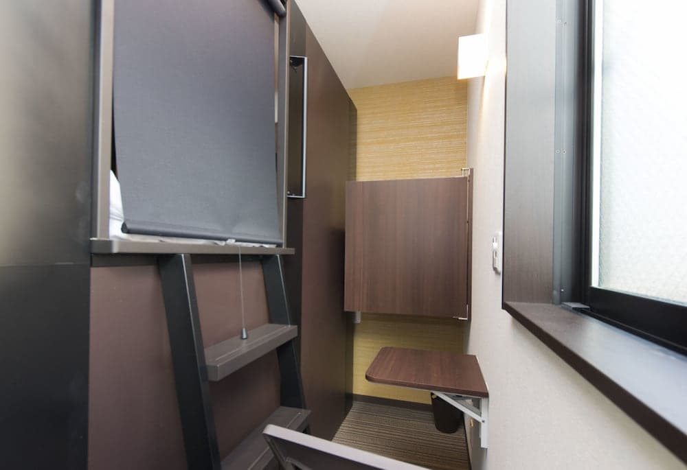 Ryoma Nishiooi I - Hostel