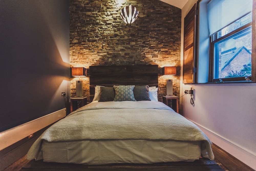 The Cow Hollow Hotel