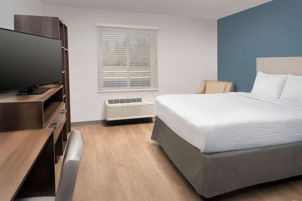 WoodSpring Suites Chicago Tinley Park
