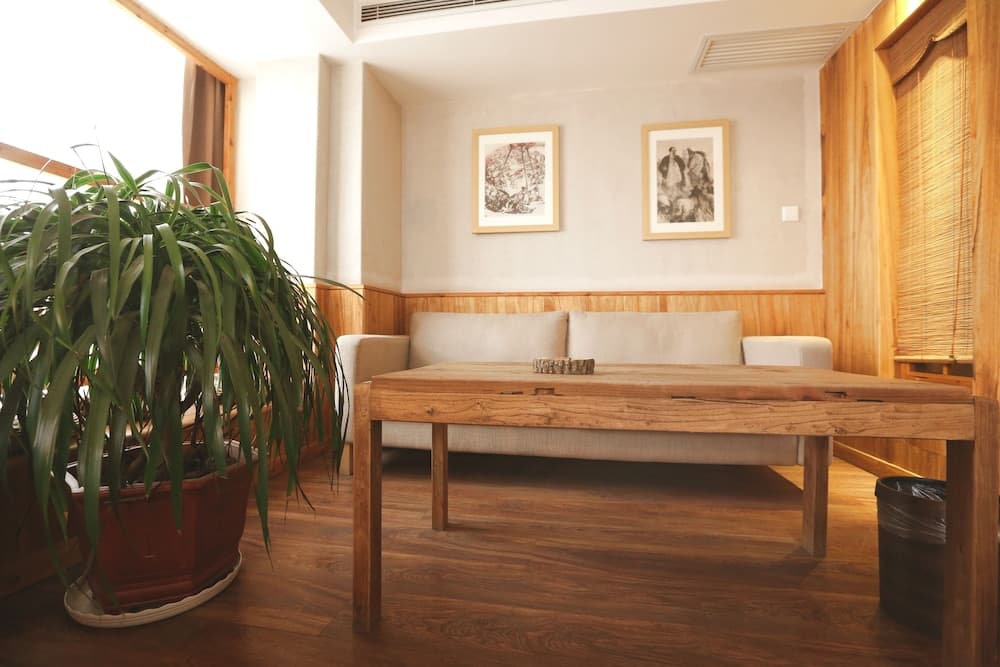 Yongyangfang Arts Hotel