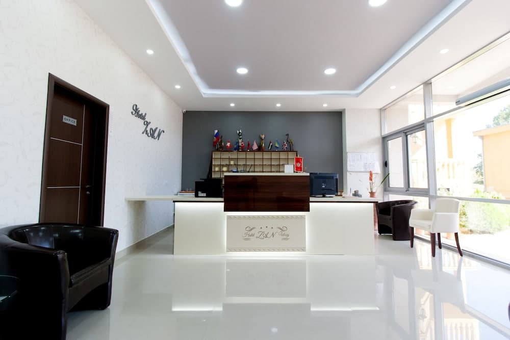 Hotel Zan