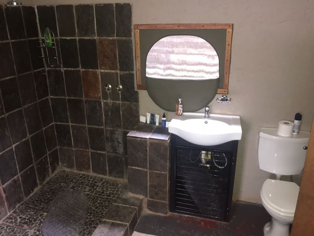 Mthimkhulu Private Game Reserve- Adults Only