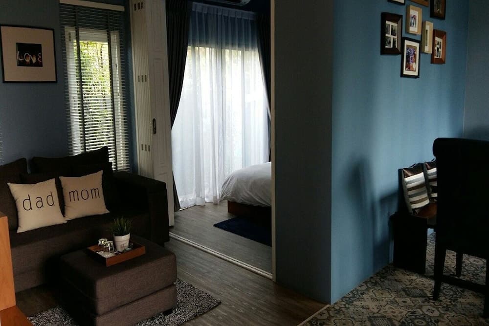 I-Destiny Gallery Resort