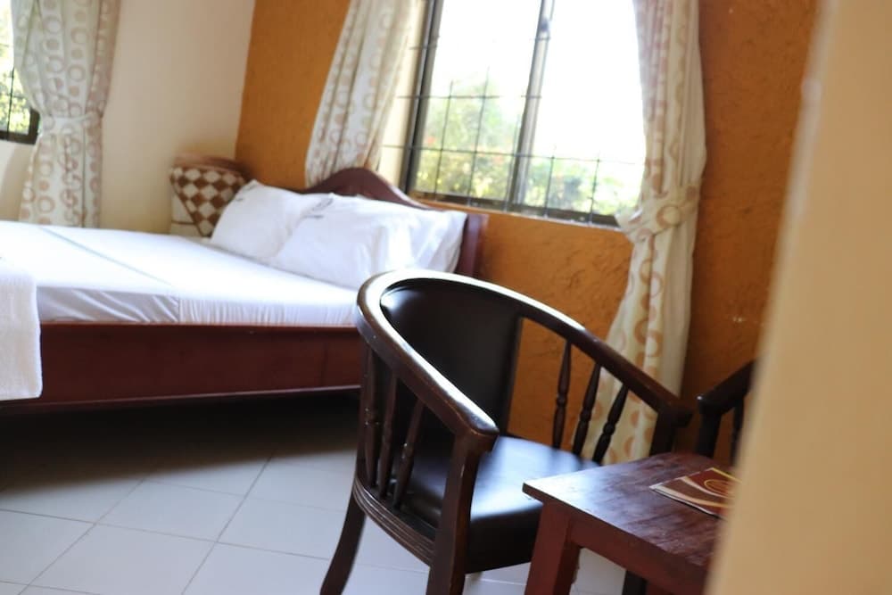 Safari Lodge Kunduchi