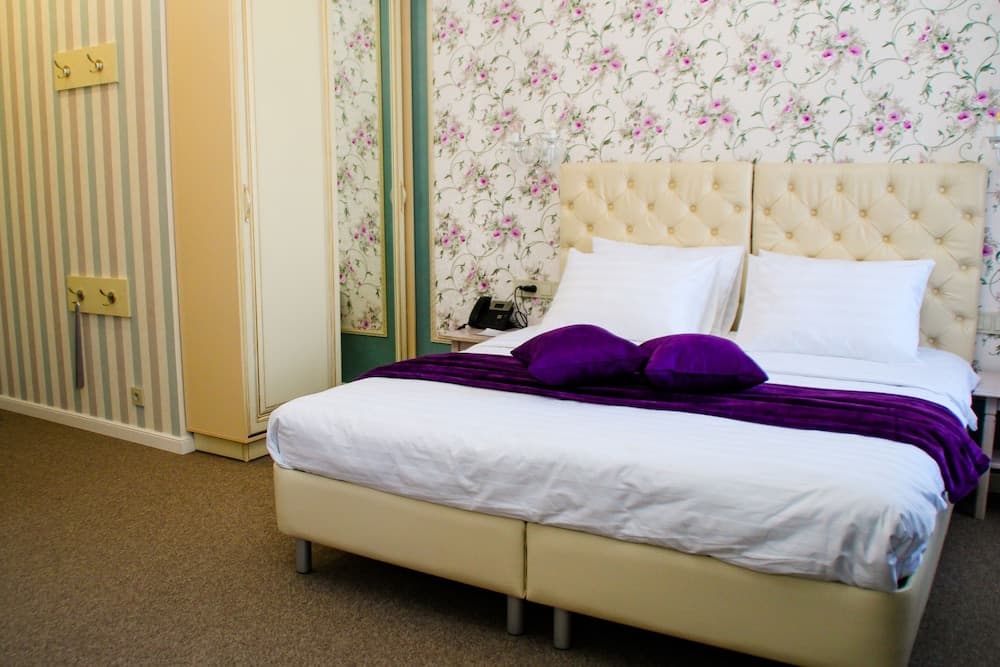 The Aristocrat Boutique Hotel