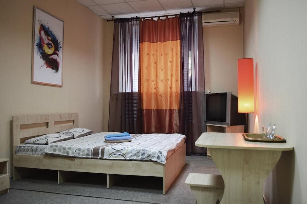 Guest House on Bessarabska Square