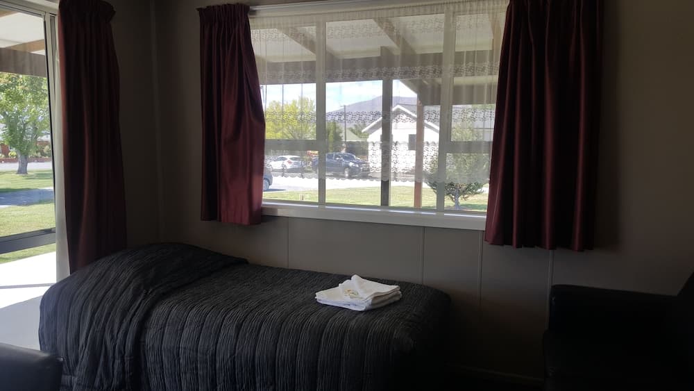 High Country Motel and Backpackers