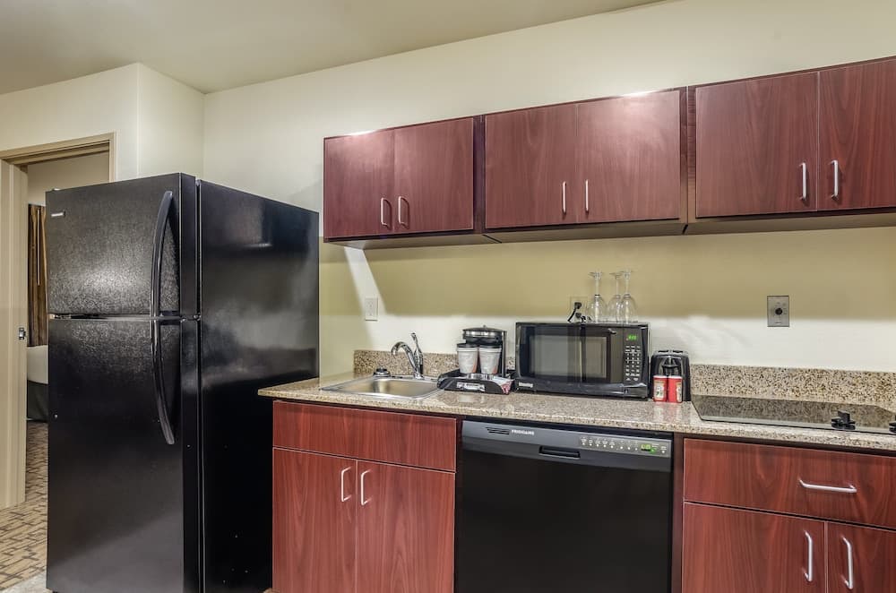 Cobblestone Inn & Suites - Bridgeport