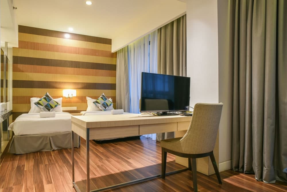 D'Majestic Place by Widebed