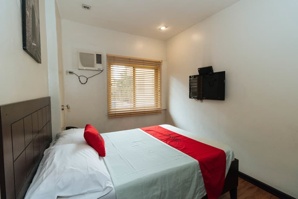 RedDoorz @ San Antonio Makati