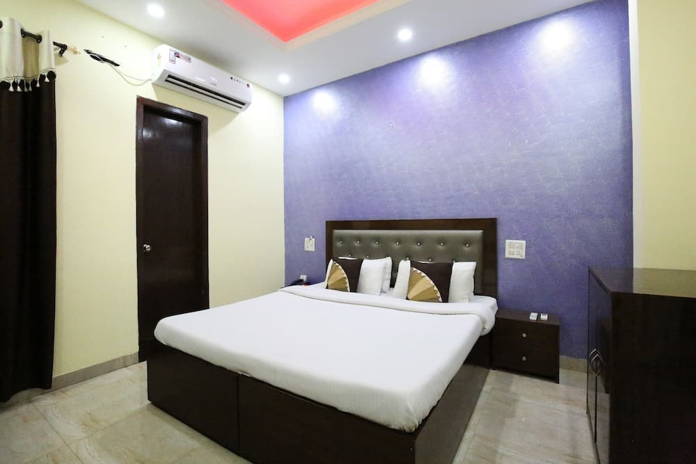 OYO 7724 HOTEL PR CHANDIGARH
