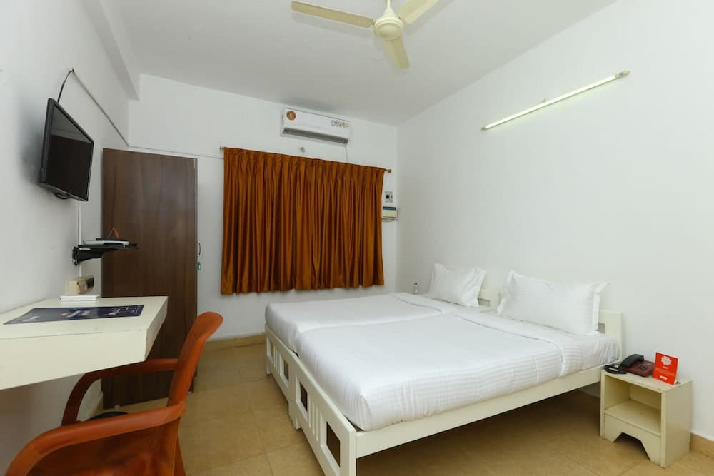 OYO 9261 SPL Serviced Apartments Sholinganallur