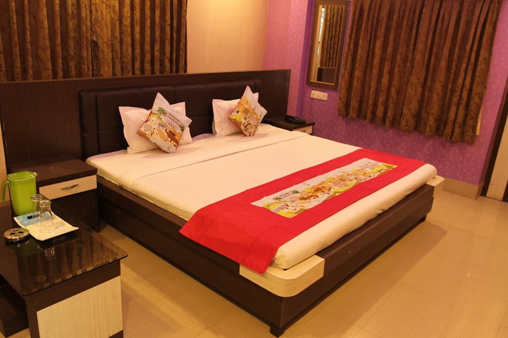 OYO 8369 Hotel Sea Mars