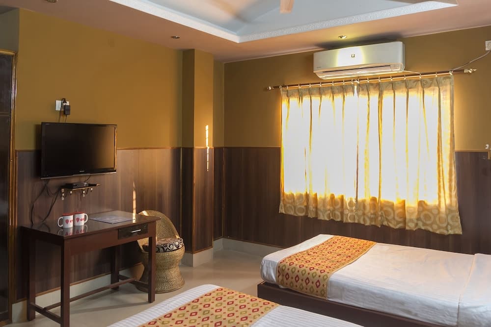 OYO 6996 near Beltola