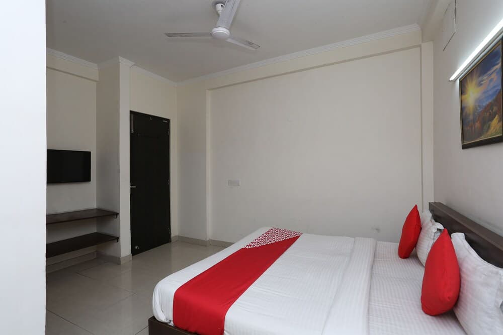 OYO 6540 Tirupati Residency
