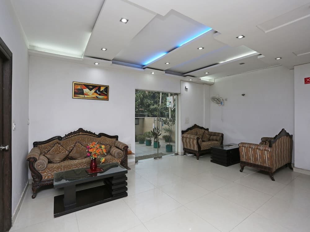 OYO 10257 Hotel Lotus Park