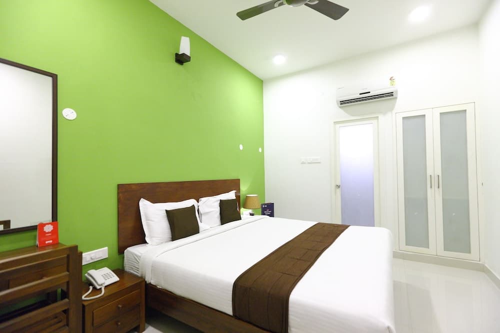 OYO 8229 Marine Drive