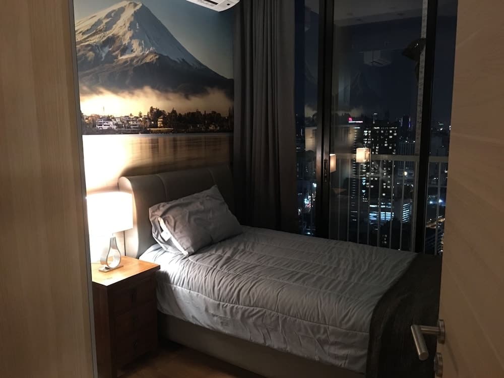 Park 24 Luxury Condo by ML