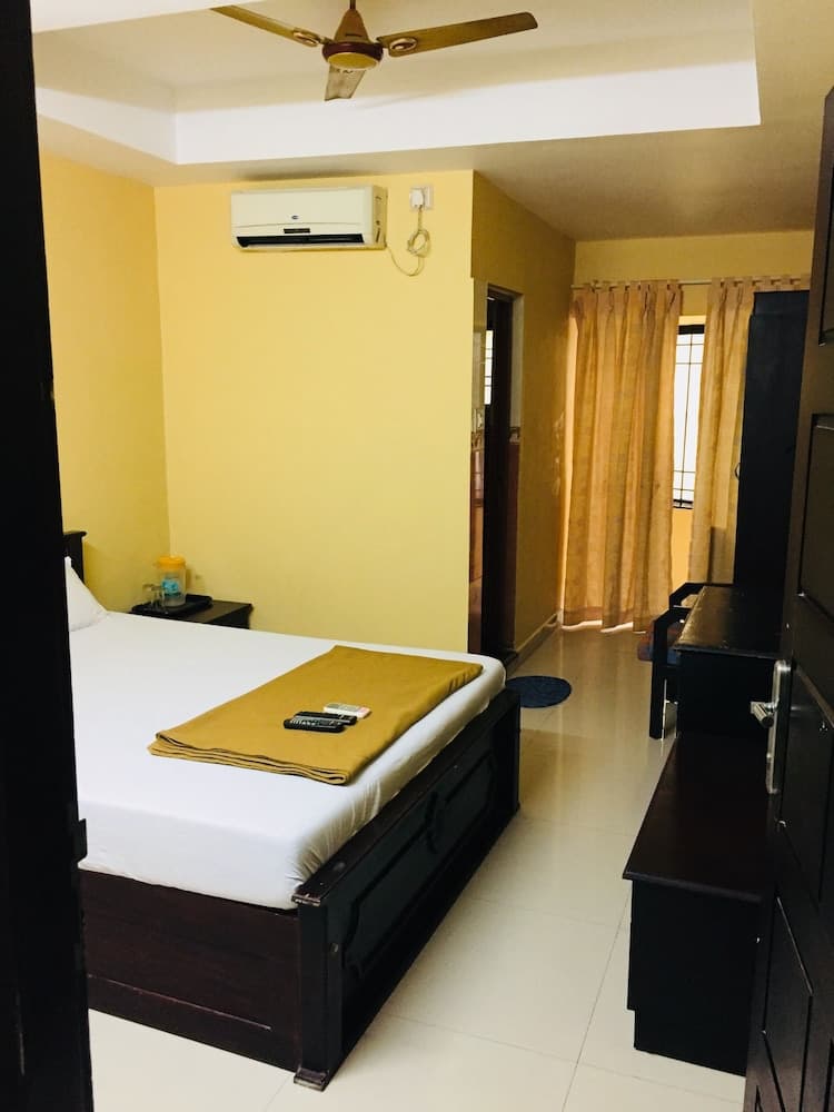 New Queens Residency