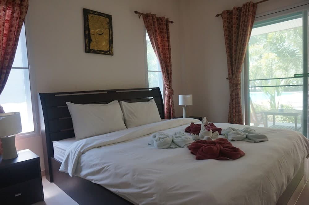 Cousin Resort Koh Kho Khao Beach