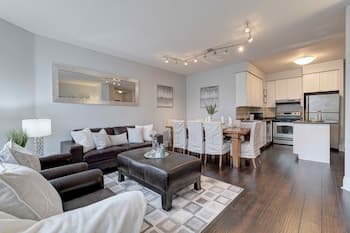 Pelicanstay at Square One Mall