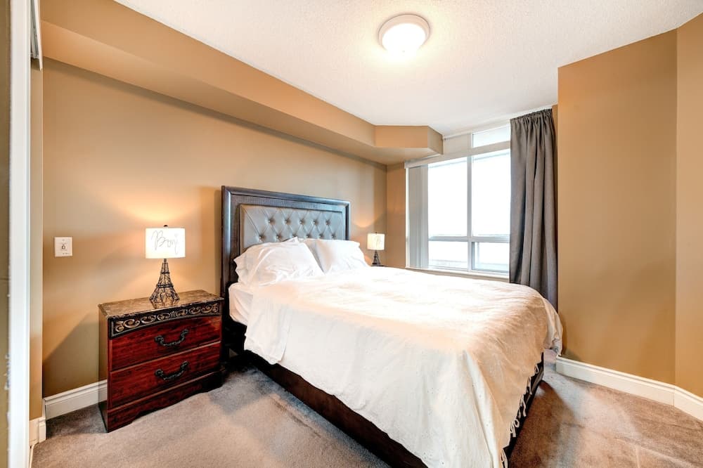 Pelicanstay at Yonge & Sheppard North York