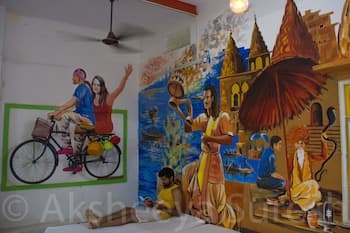 Roadhouse Hostel Varanasi