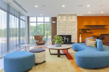 Fairfield Inn & Suites by Marriott Decatur at Decatur Conference Center