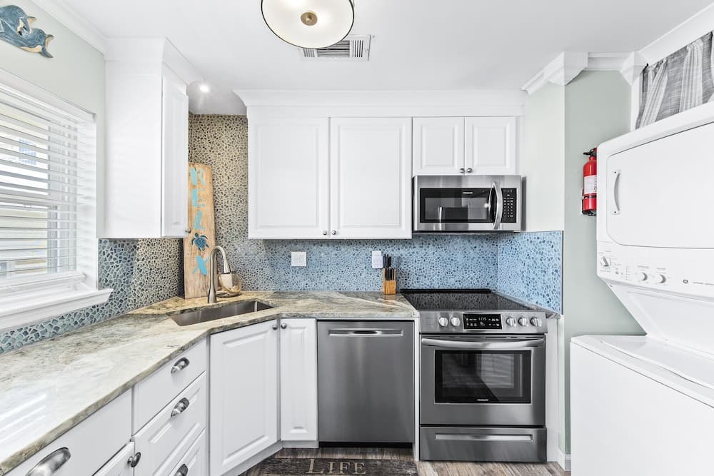 Gulf View Condos by Hosteeva