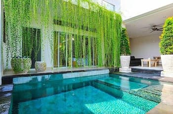 Puri Bagus Villa Legian Kuta