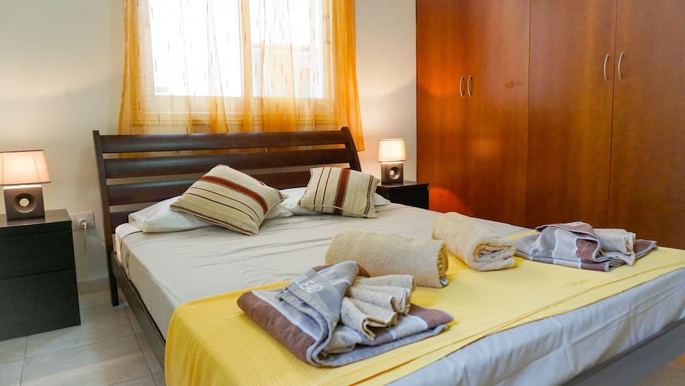 Beachfront Azura Sunrise