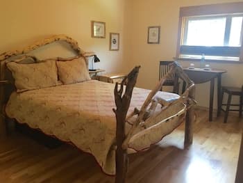 Front Row Bed and Breakfast