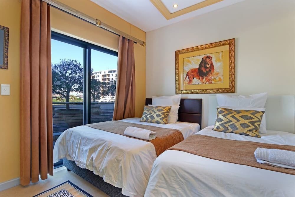 Knightsbridge Tower Apartment