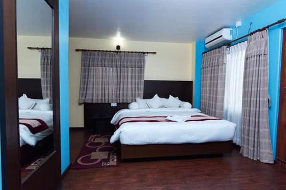 Hotel Rosemary Homes