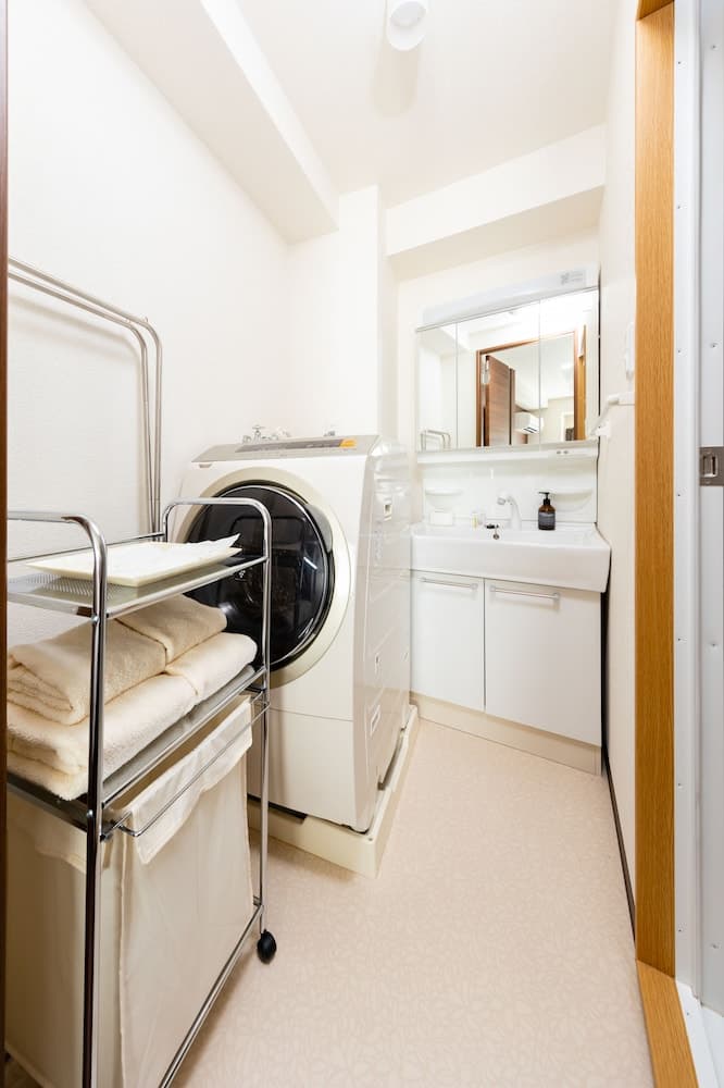 The One Osaka Nipponbashi East