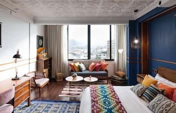 Selina Cuenca - Hostel