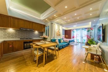 Rockabond Family Inn