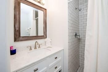 3902 Gulf Dr 1 1 Bedroom Apts by RedAwning