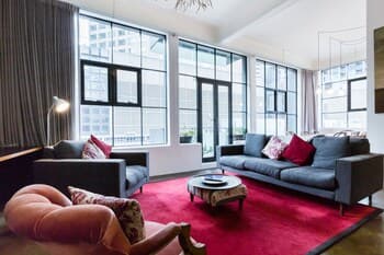 CYNTHIA, 2BDR Melbourne Apartment