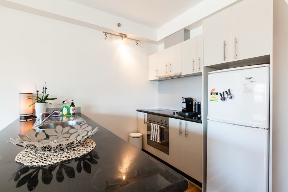 LANCE, 1BDR Melbourne Apartment