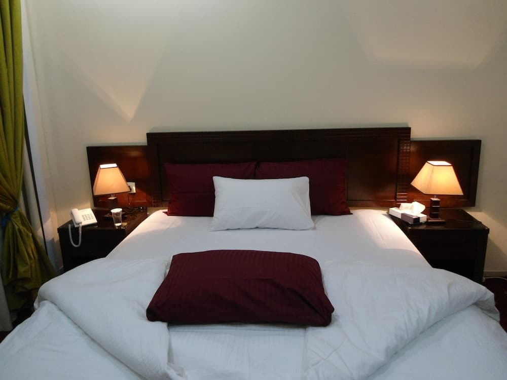 Al Raha Hotel Suites