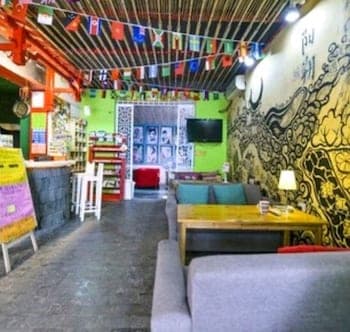 How Flower Hostel Yangshuo