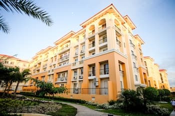 SR Vacation Rental - San Remo Oasis