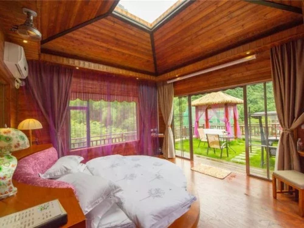 Bluesky Hotel & Resort