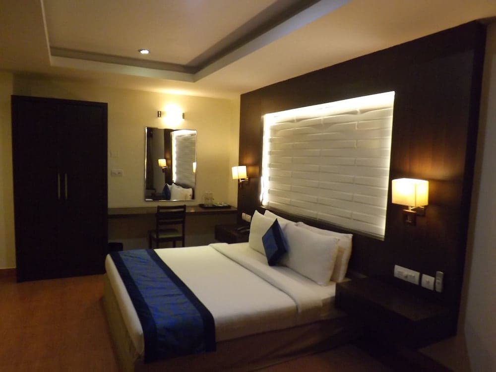 Castle International Premium Hotel